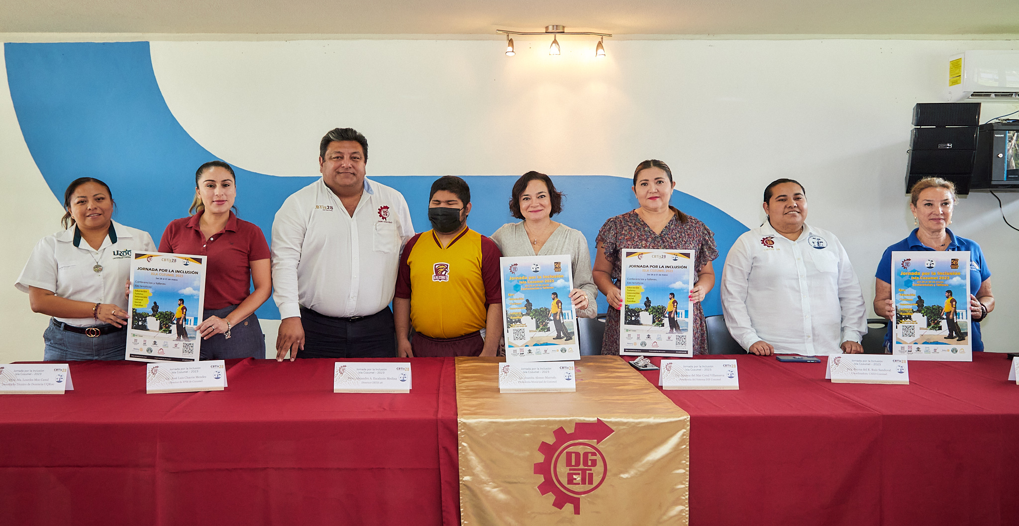 PRESENTAN ANTE MEDIOS DE COMUNICACIÓN PÓSTER Y ACTIVIDADES DE LA JORNADA  POR LA INCLUSIÓN ISLA COZUMEL 2023 - Ayuntamiento de Cozumel