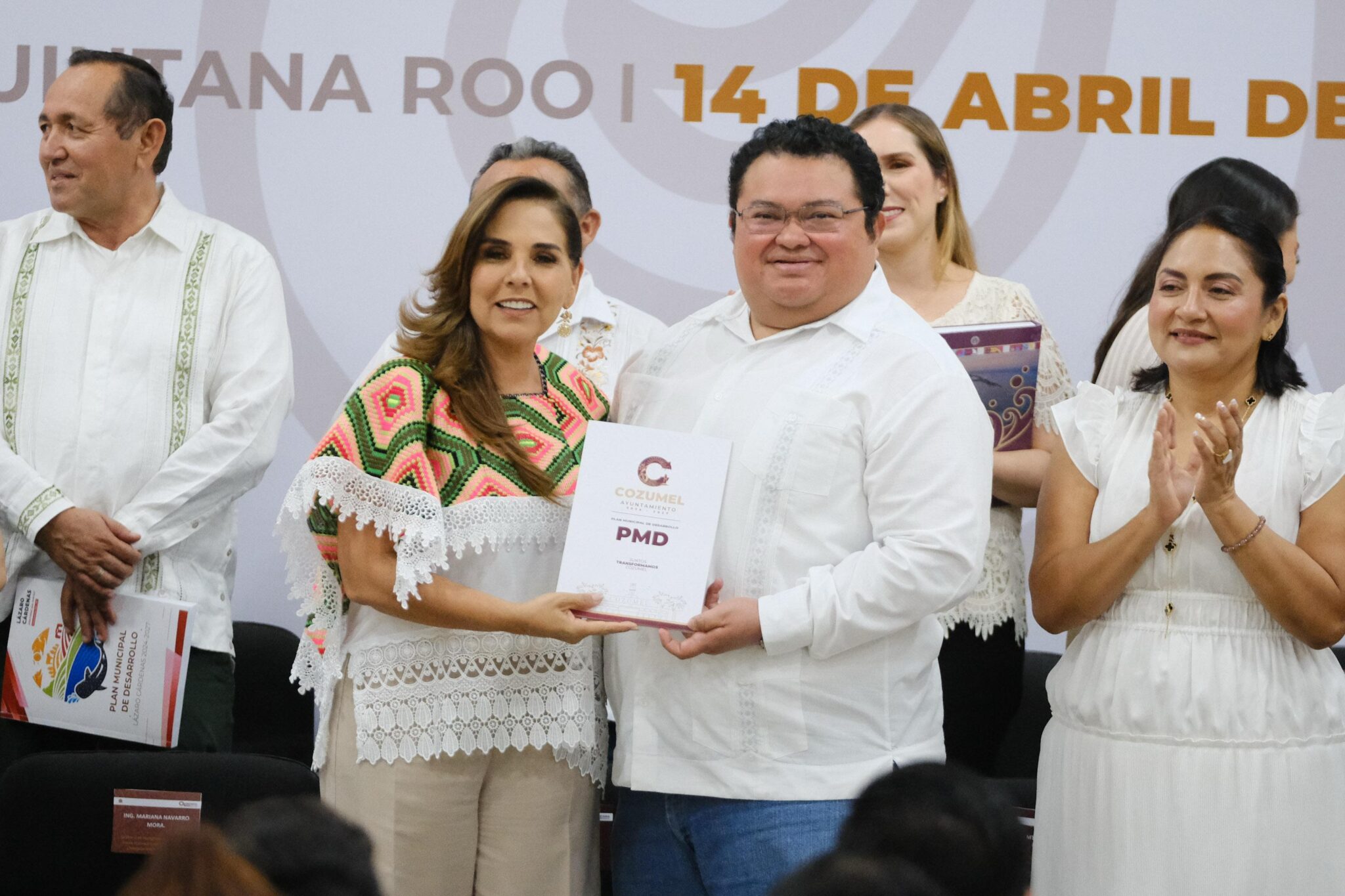 JUNTO A MARA LEZAMA, CHACÓN CUMPLE CON LA ENTREGA DEL PLAN MUNICIPAL ...